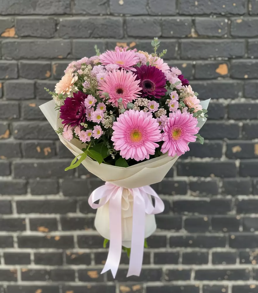 Букет цветов из: Герберы и Хризантемы в Кувшиново