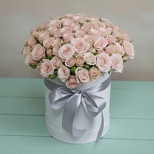 Цветочная композиция из Розы в шляпной коробке в Кувшиново