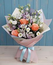 Букет цветов из:  Лизиантусы, Розы, Альстромерии и Гипсофила в Кувшиново