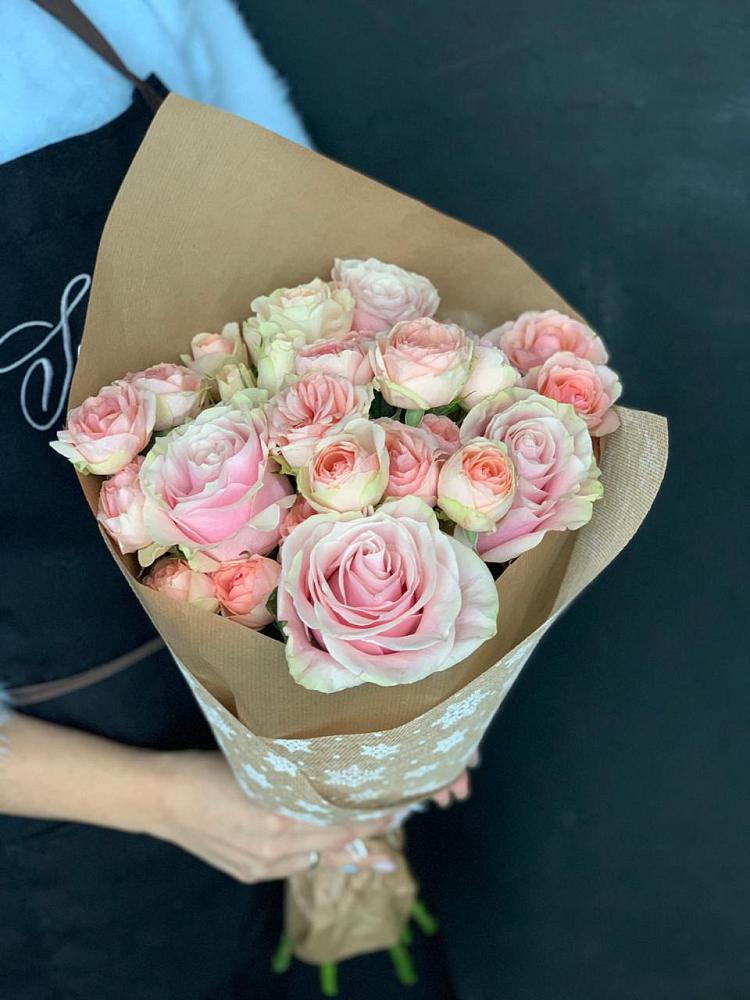 Букет цветов из: Хризантемы и Розы в Кувшиново