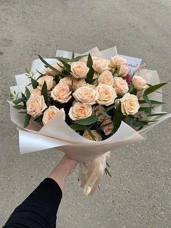 Букет Кремовые розы Латте в Кувшиново