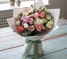 Букет цветов из:  Розы, Лизиантусы и Гвоздики #REPLACE_PRED# Кувшиново