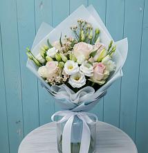 Букет цветов из:  Розы и Лизиантусы в Кувшиново
